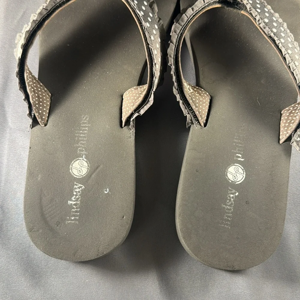 LINDSAY PHILLIPS THONG FLIP FLOP IN GRAY - Picture 6 of 6